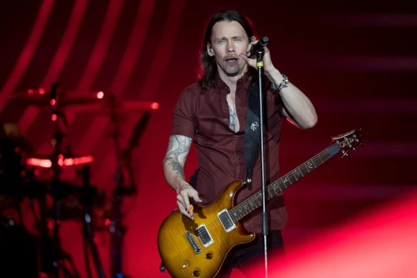 Alter Bridge + Daughtry + Sevendust